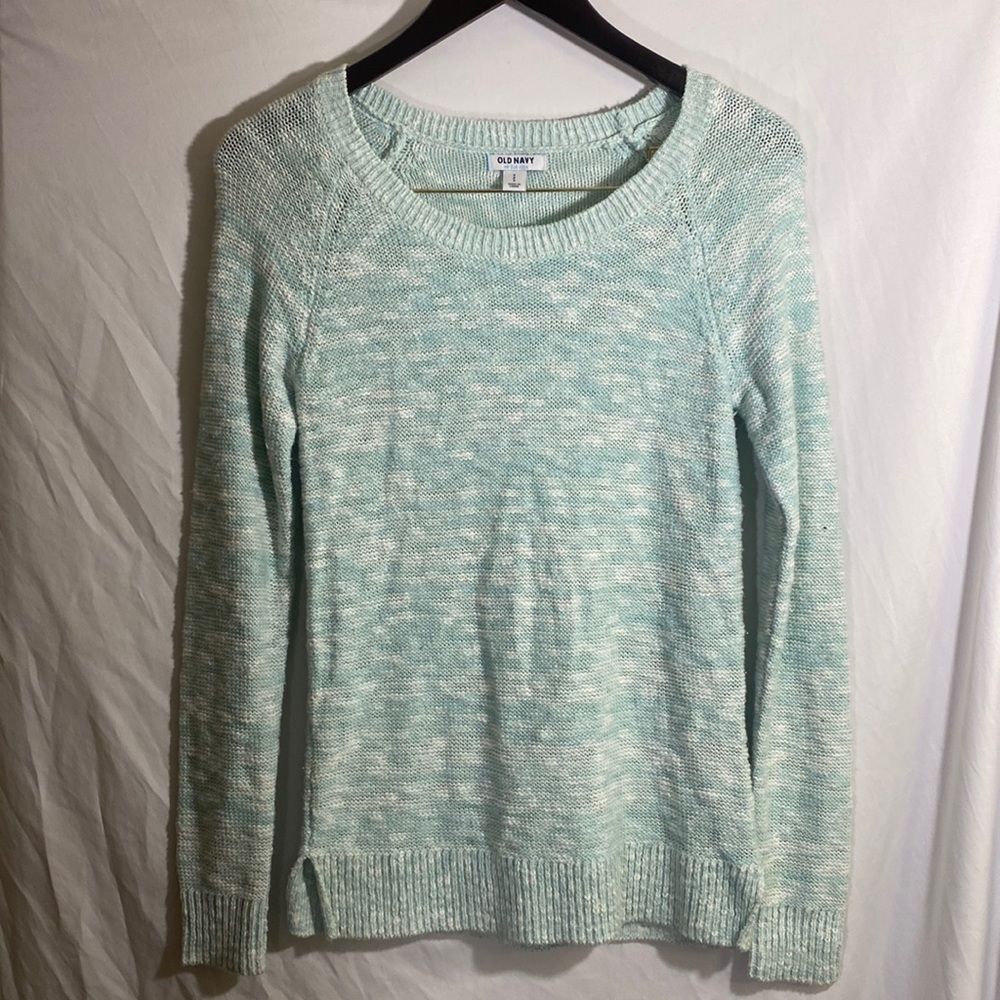 Old Navy woman’s sweater top size Small